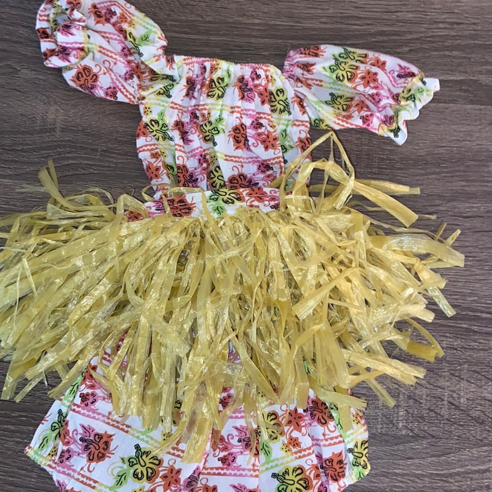 Doll Hawaiian outfit